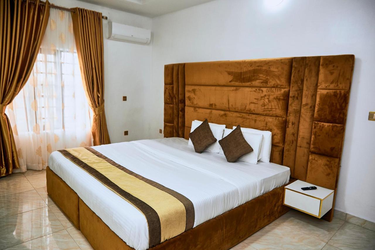 247 Luxury Hotel & Apartment Ajah Lekki Extérieur photo