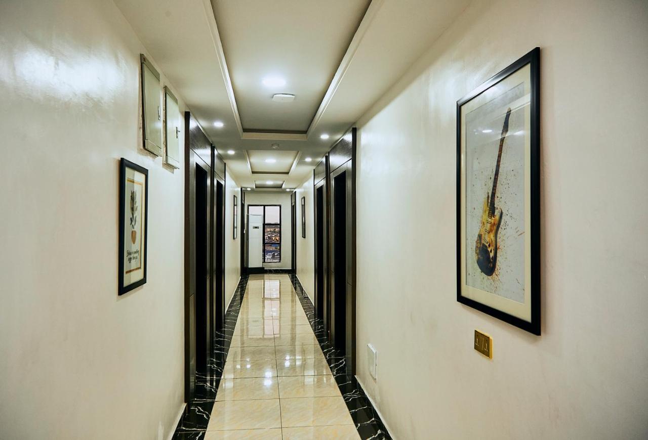 247 Luxury Hotel & Apartment Ajah Lekki Extérieur photo