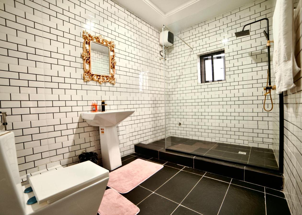 247 Luxury Hotel & Apartment Ajah Lekki Extérieur photo