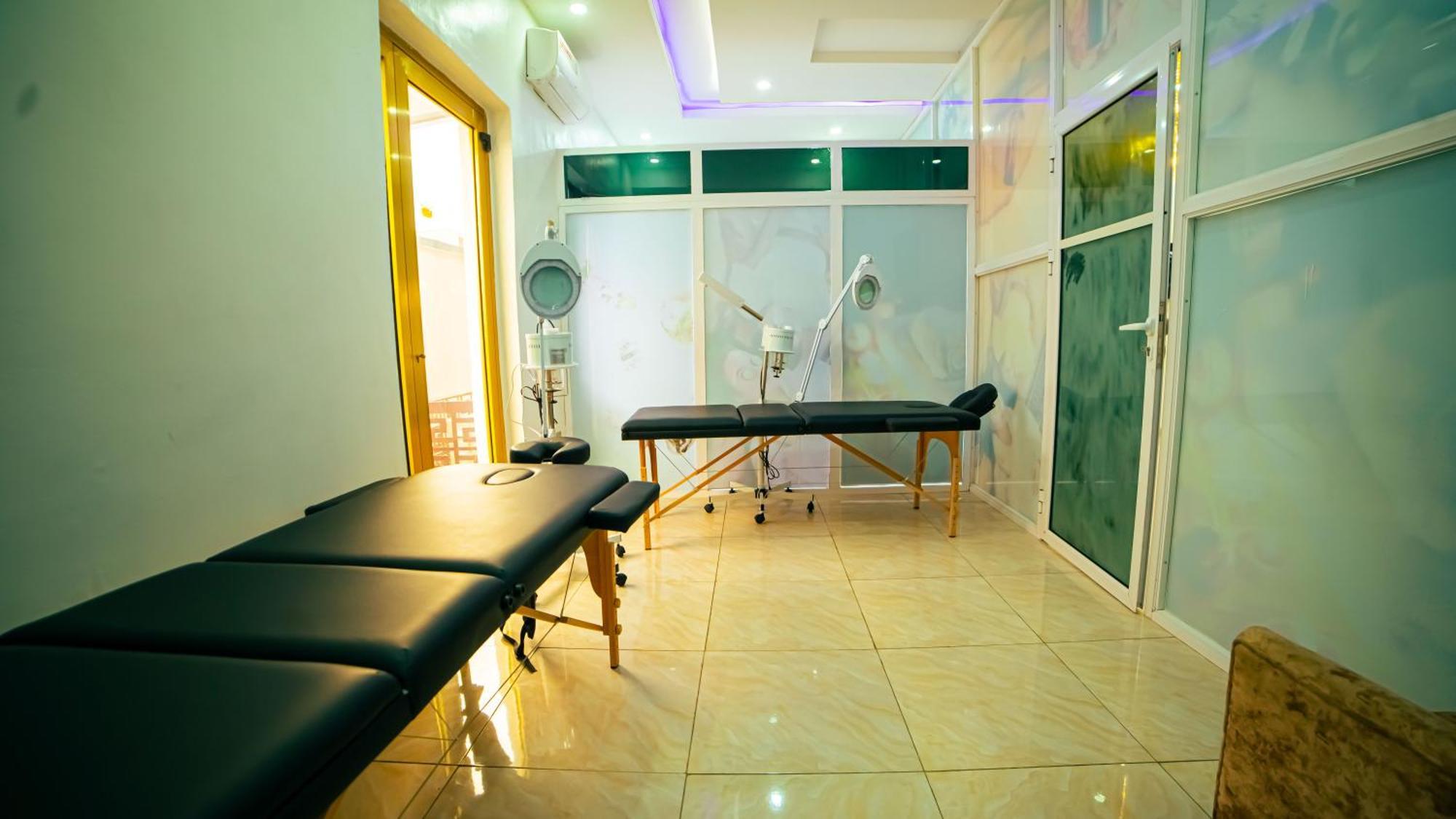 247 Luxury Hotel & Apartment Ajah Lekki Extérieur photo
