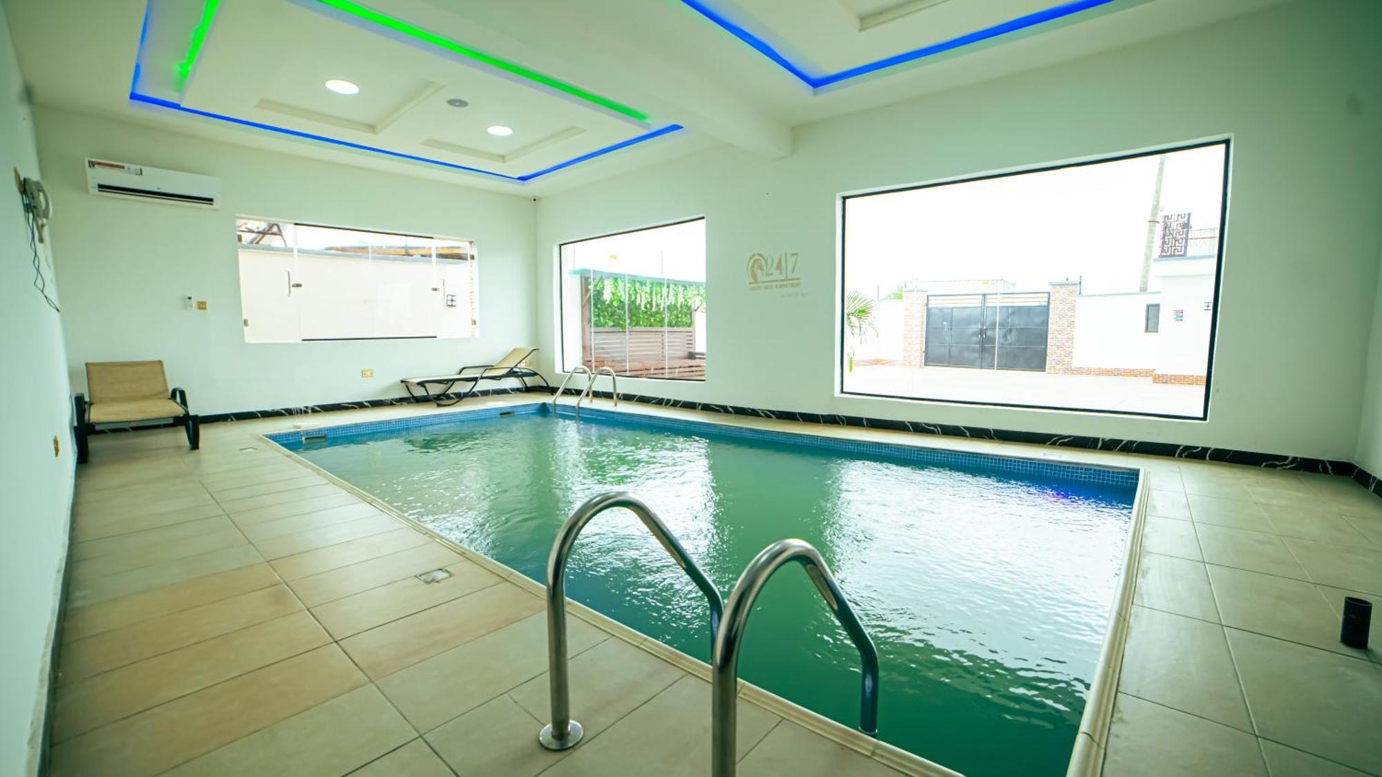 247 Luxury Hotel & Apartment Ajah Lekki Extérieur photo