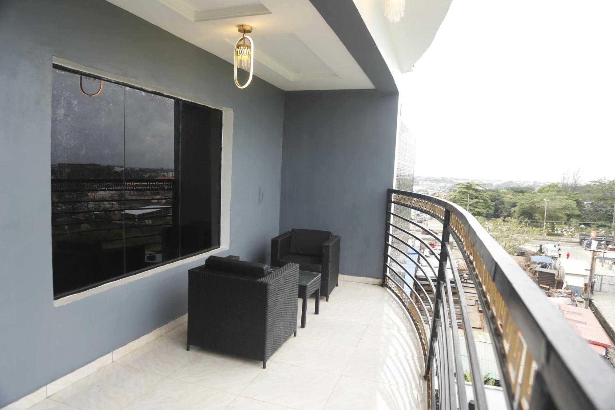 247 Luxury Hotel & Apartment Ajah Lekki Extérieur photo